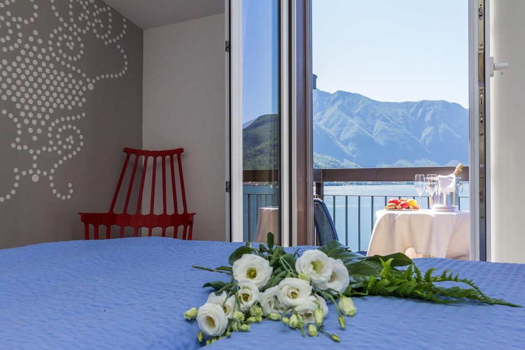 Riviera Hotel