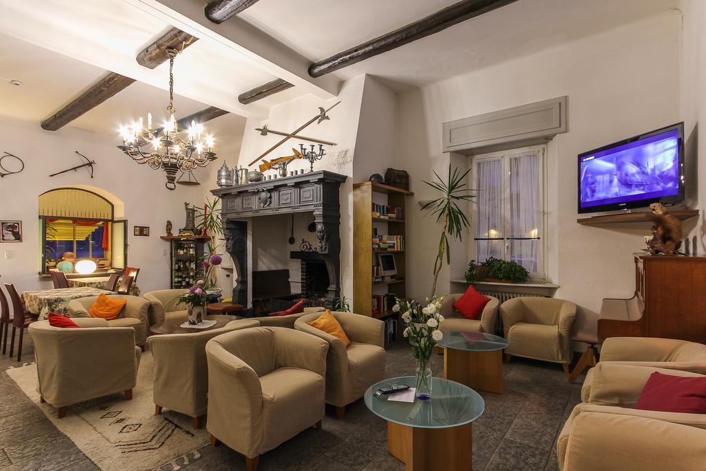 Riviera Hotel 3*