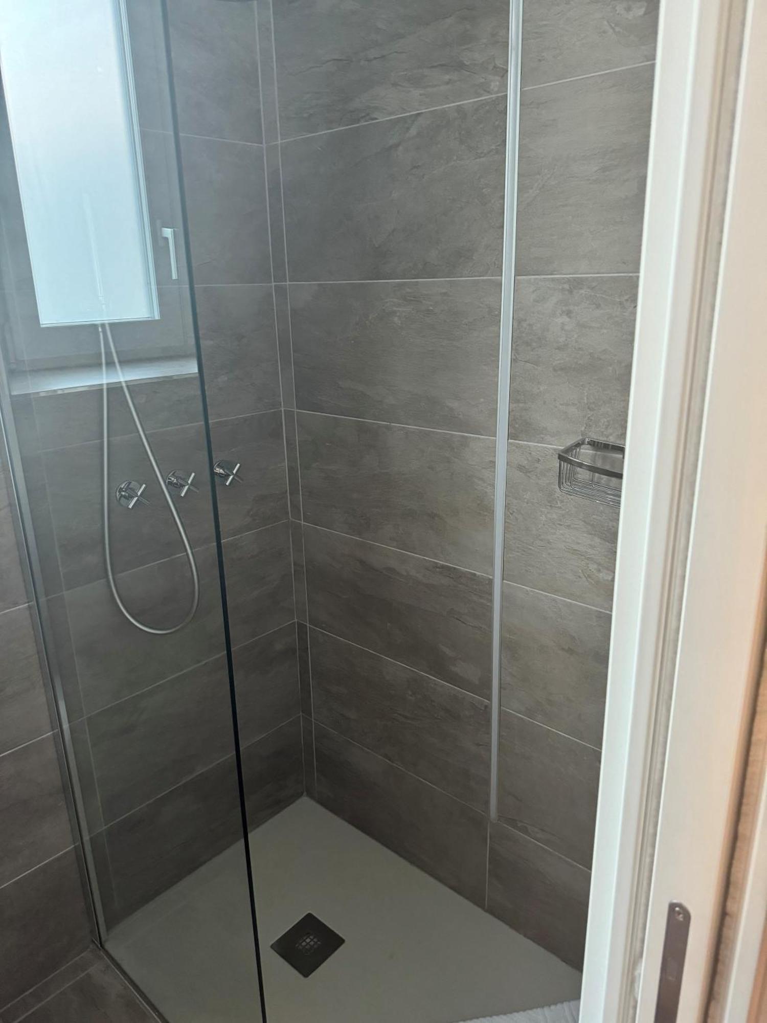 Riviera 3*