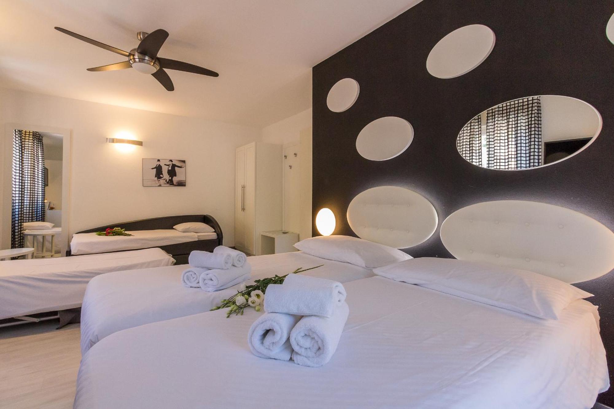 Riviera Hotel